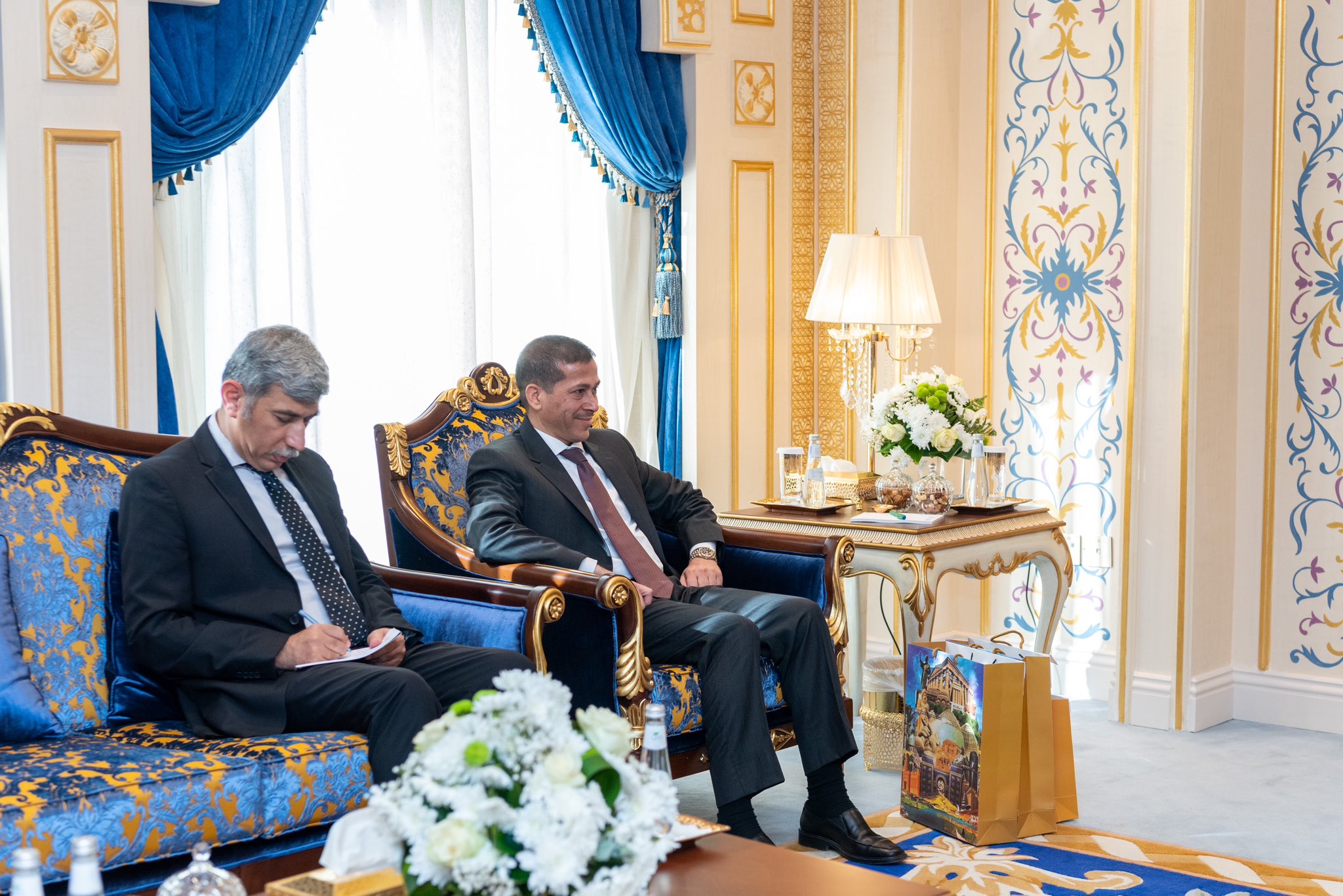 Dr. Al-Issa Meets the Consul General and Representative of Iraq to the Organization of Islamic Cooperation