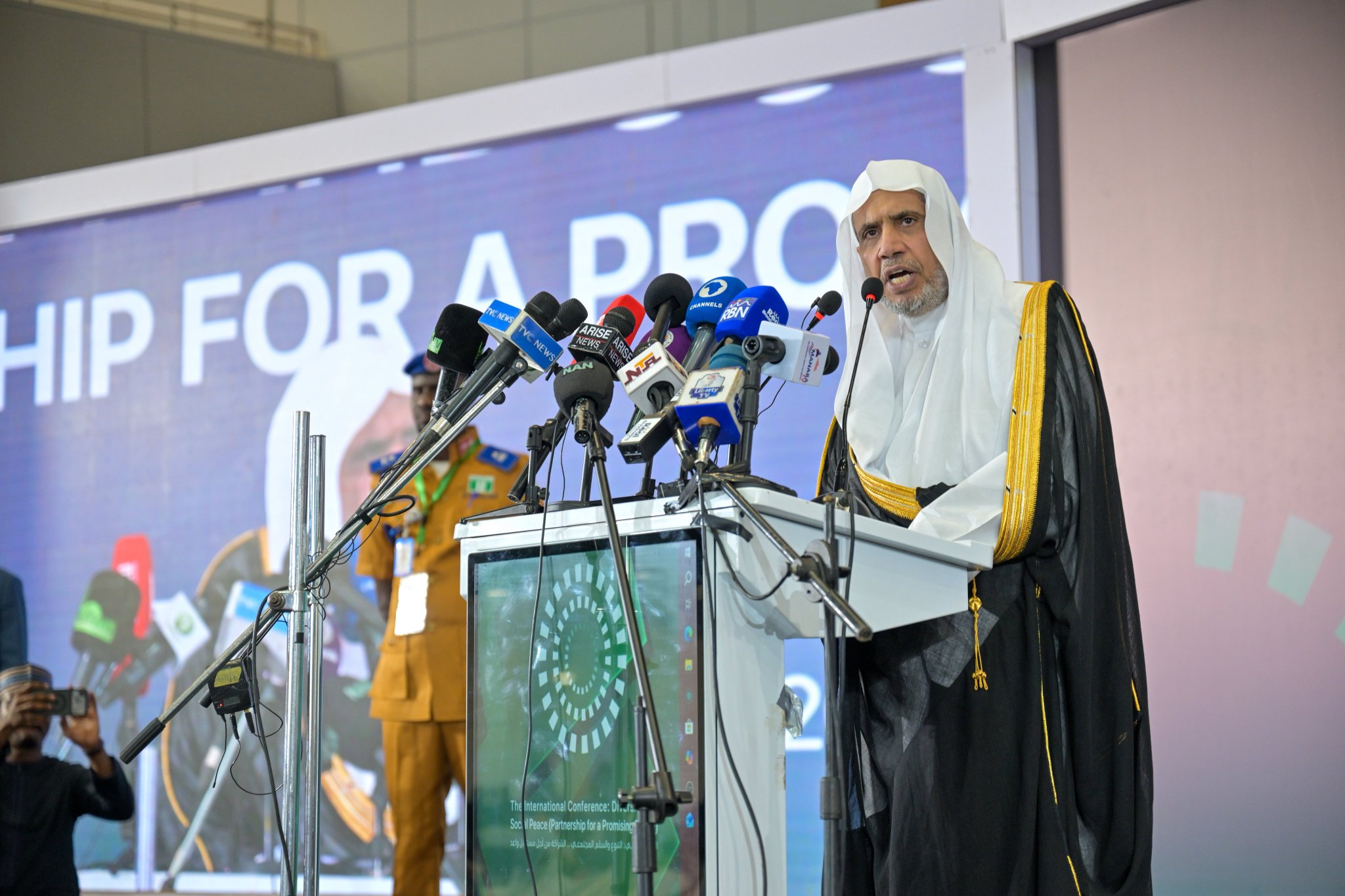 H.E. Sheikh Dr. Mohammed Al-Issa , launched the Muslim World League’s initiative to promote social peace in West Africa in the Nigerian capital, Abuja, through its international conference,“Diversity and Social Peace: A Partnership for a Promising Future"