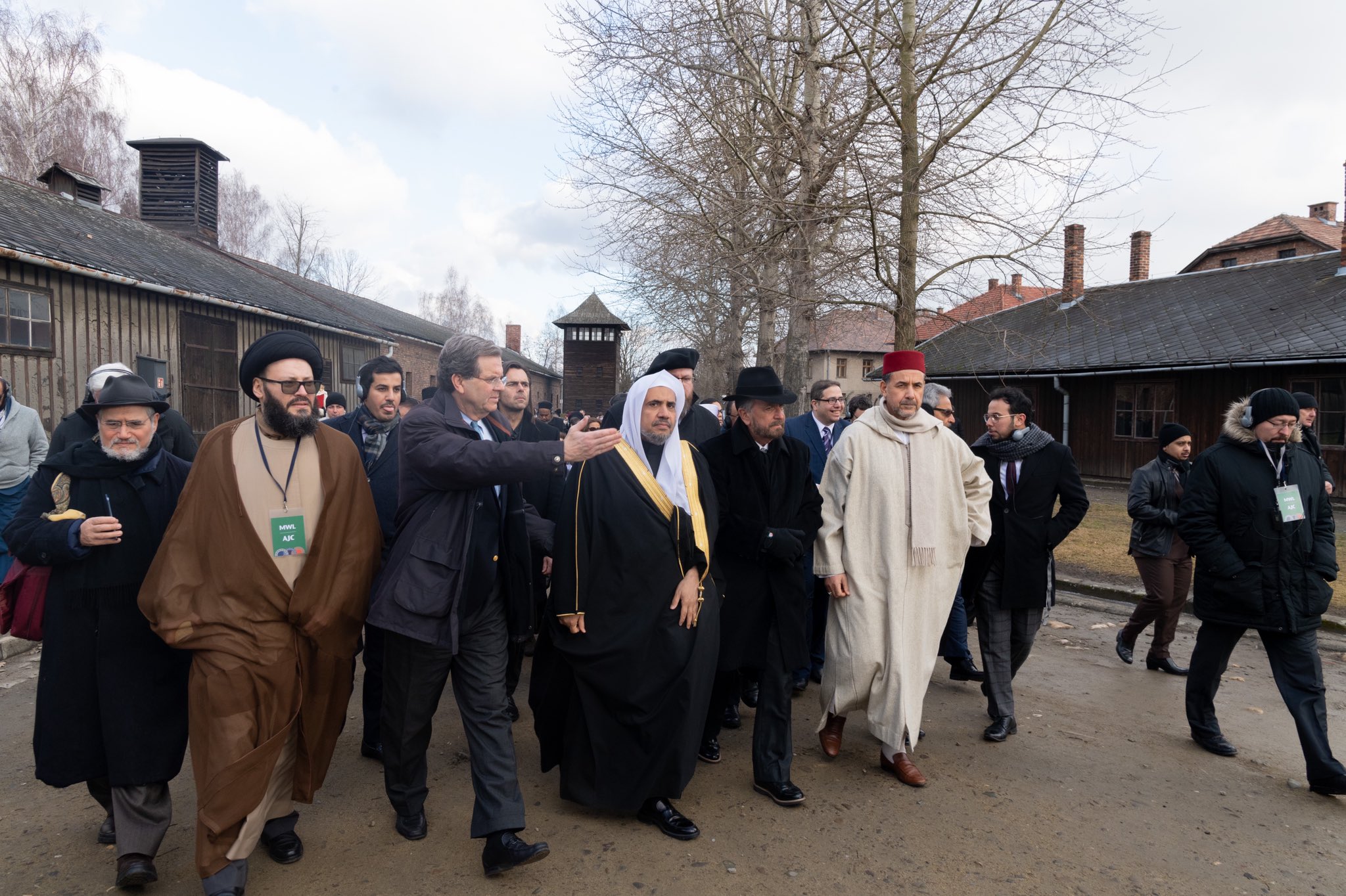 "Être ici, auprès des enfants des survivants de l'Holocauste et de responsables religieux juifs et musulmans venus du monde entier, est un devoir sacré et un grand honneur", a déclaré le Secrétaire général de la LIM,  Mohammad AlIssa  Auschwitz75