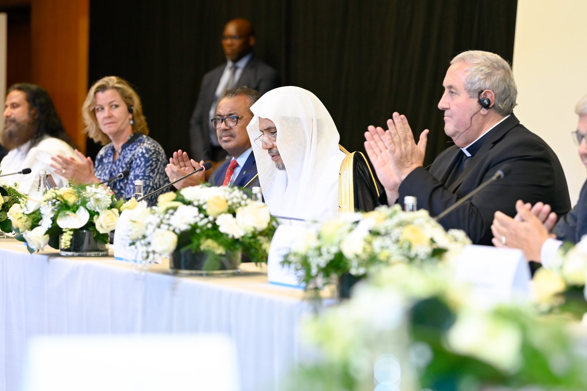 Secretary General of the MWL participates in the Forum of Collaboration Between International Organizations on Humanitarian Aid in Geneva