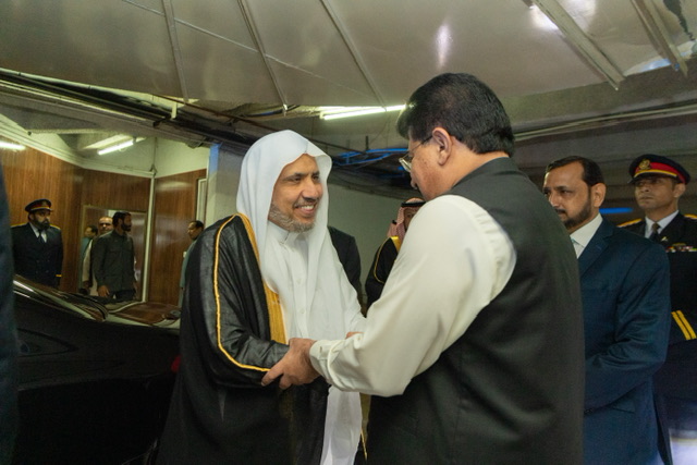 معالي الأمين العام الشيخ د.‫محمد العيسى‬ يلتقي معالي رئيس مجلس الشيوخ الباكستاني السيناتور محمد صادق سنجراني