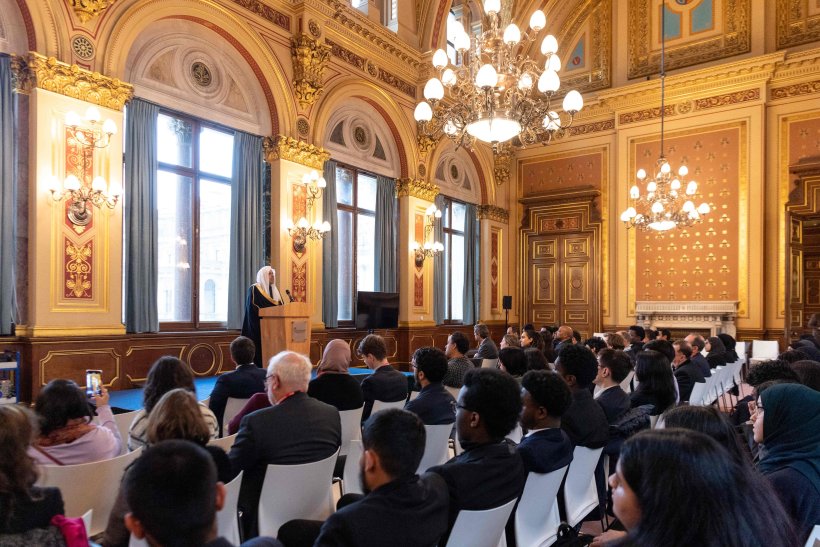 The UK’s Foreign, Commonwealth &amp; Development Office hosts HE Sheikh Dr.Mhmd Alissa, Secretary-General of the MWL
