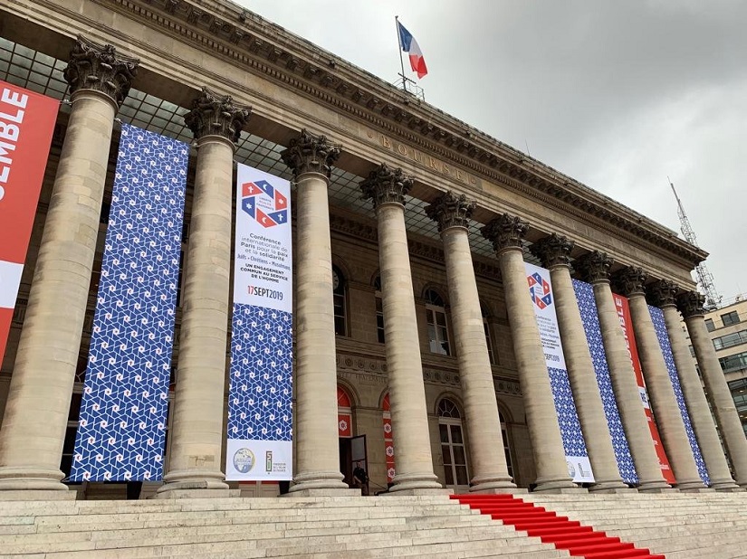 Aujourd'hui à Paris, la Ligue Islamique Mondiale et  Fond Islam FR  accueillent des dirigeants musulmans, juifs et chrétiens des quatre coins du monde pour la Conférence internationale de Paris pour la paix et la solidarité Paixet Solidarite