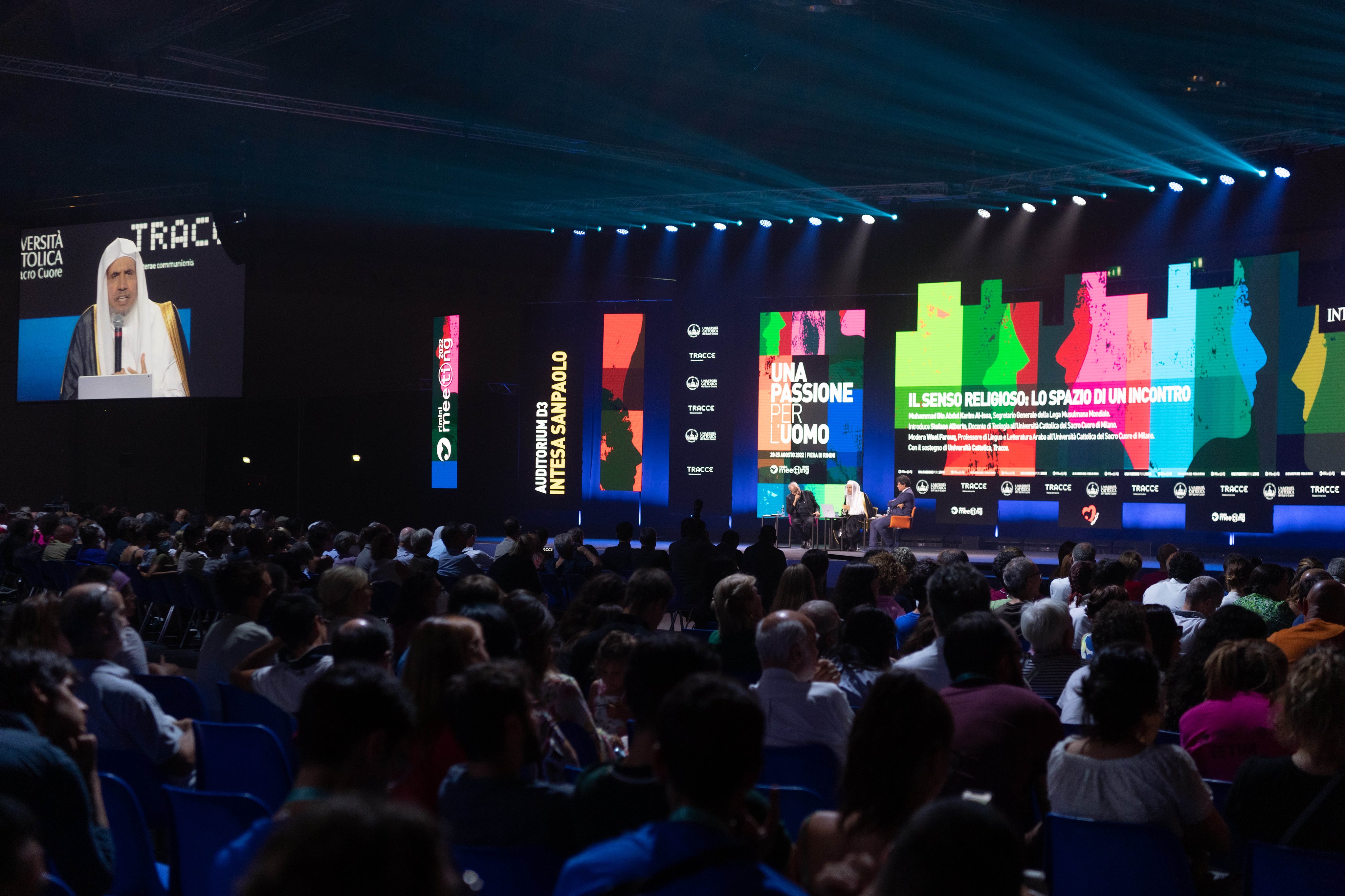 Warmly welcomed in the largest European youth gathering to promote friendship between nations, Dr. Mohammed Alissa is the guest of honor at Rimini Forum
