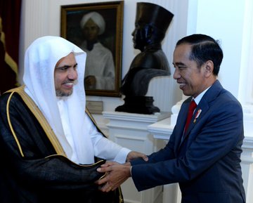 In Jakarta last week, HE Dr. Mohammad Alissa met with the President of Indonesia to discuss the activities of the Muslim World League