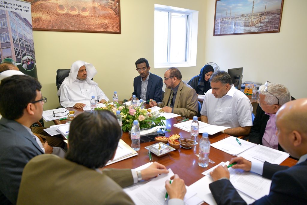 The SG of the MWL Dr. Al-Issa, meets in London the British Minister of State Mr. Burt, Member of the House of Lords &amp; Chairman, Committee on Religions &amp; Beliefs in Public Life, Lord Woolf.