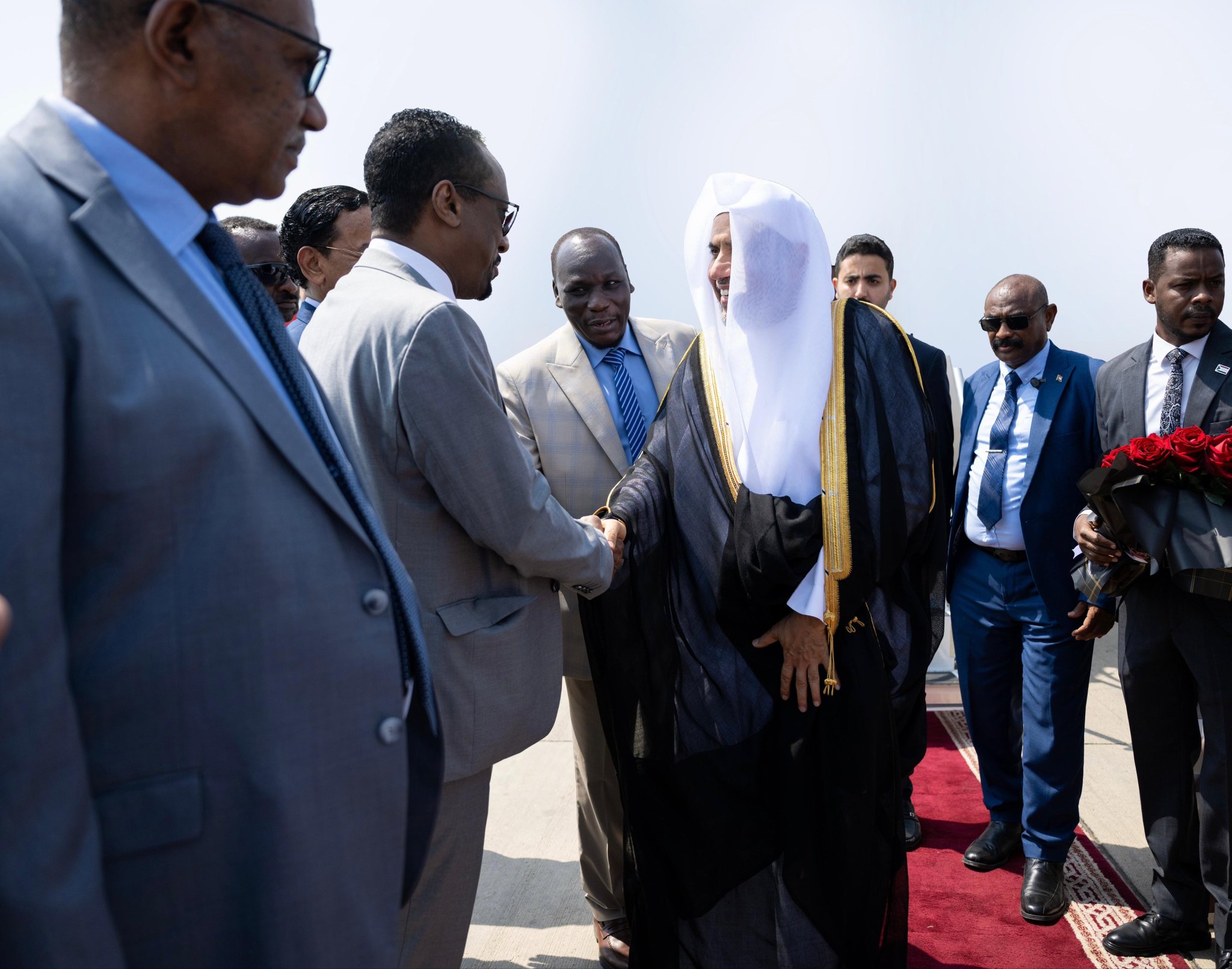 Yang Mulia Sekretaris Jenderal LMD, Ketua Organisasi Ulama Muslim, Syekh Dr. Mohammed Alissa , telah tiba di Republik Sudan.