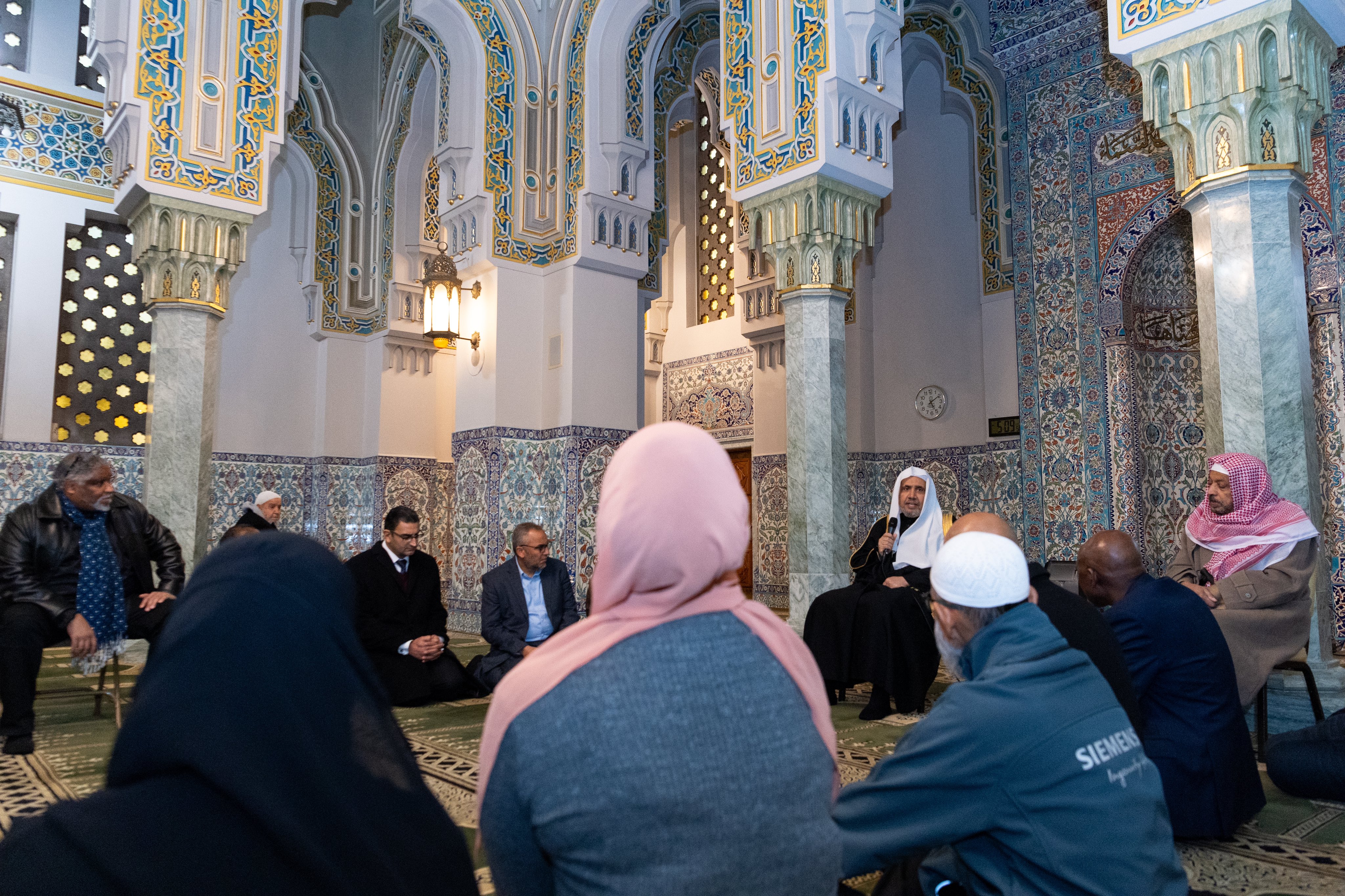 ‏افتتح معالي الأمين العام، رئيس هيئة علماء المسلمين، فضيلة الشيخ د. ⁧‫محمد العيسى‬⁩، في المركز الإسلامي بواشنطن، اجتماعَ المجلس التأسيسي للقيادات الإسلامية في أمريكا بشطريها الشمالي والجنوبي