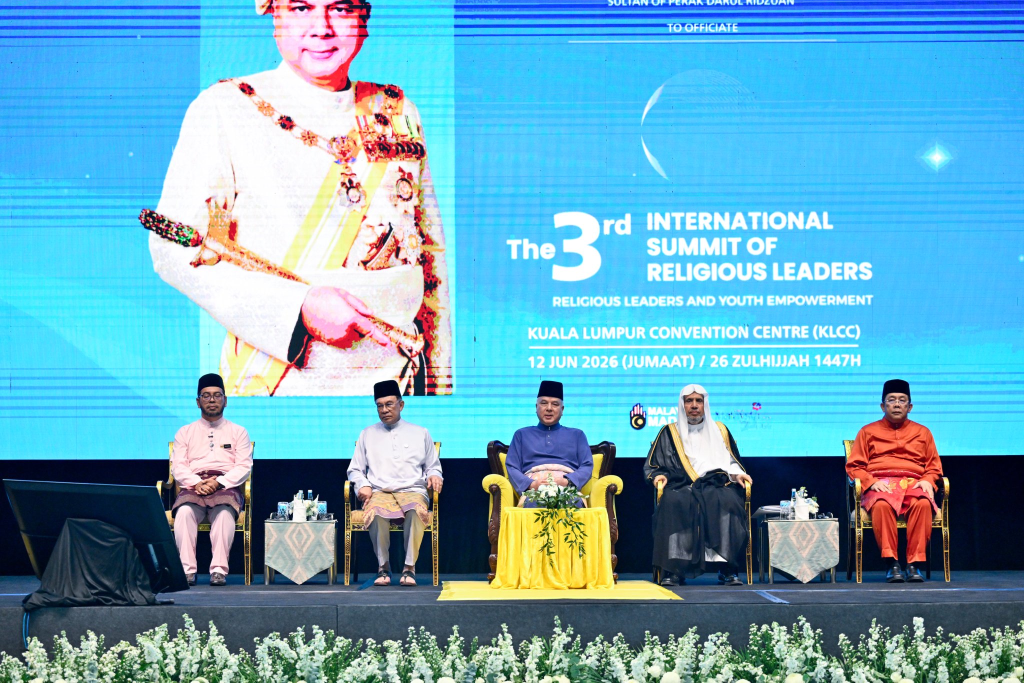 Fotos de la tercera Cumbre internacional de líderes religiosos, con la participación del Secretario General, Presidente del Consejo de Ulemas, el Sheij Dr. Mohammed Al-Issa como orador principal en la ceremonia de apertura