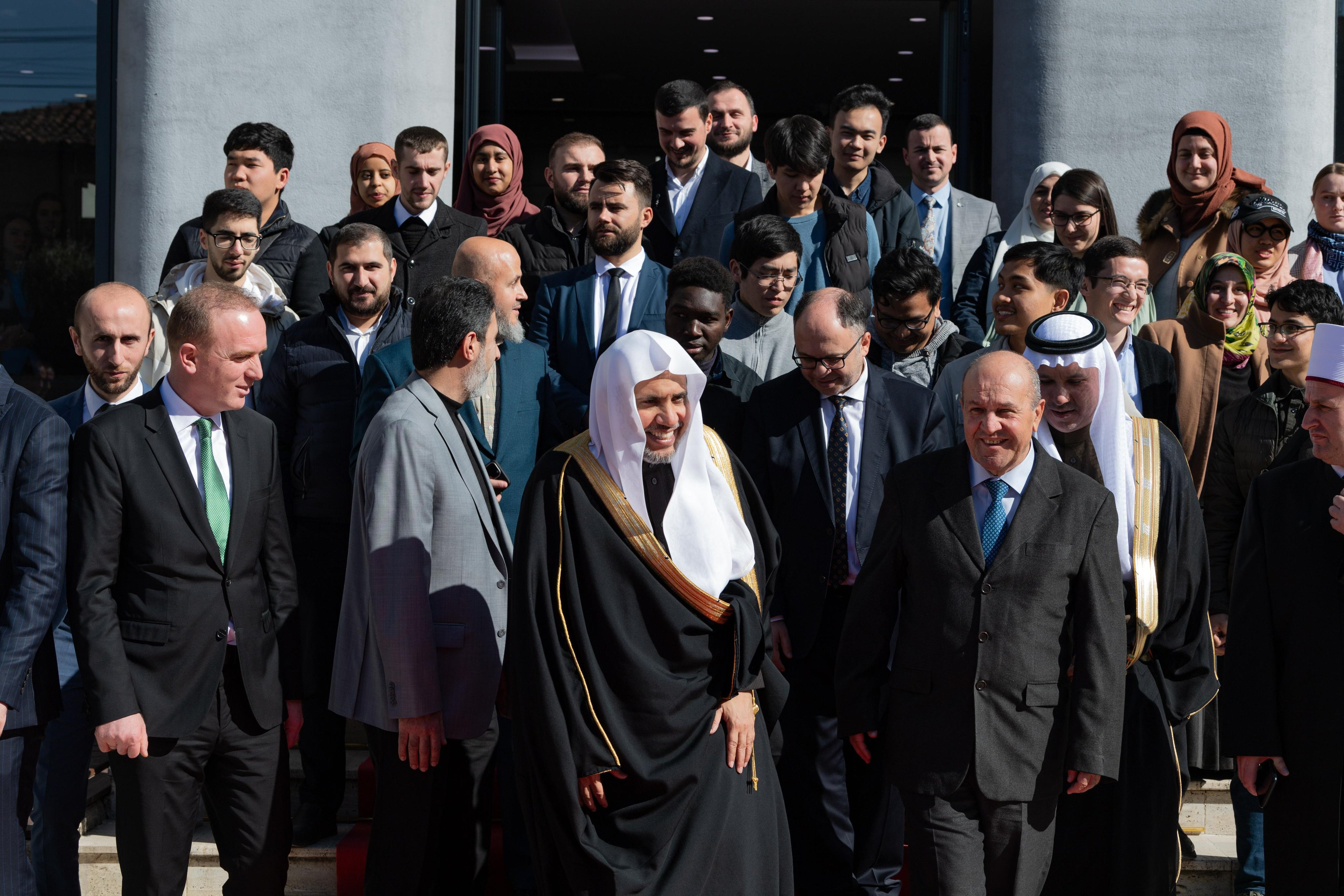 En dos conferencias dirigidas a académicos y estudiantes de Tirana, el Secretario General, el Sheij Mohammed Al-Issa, abordó el pensamiento islámico: