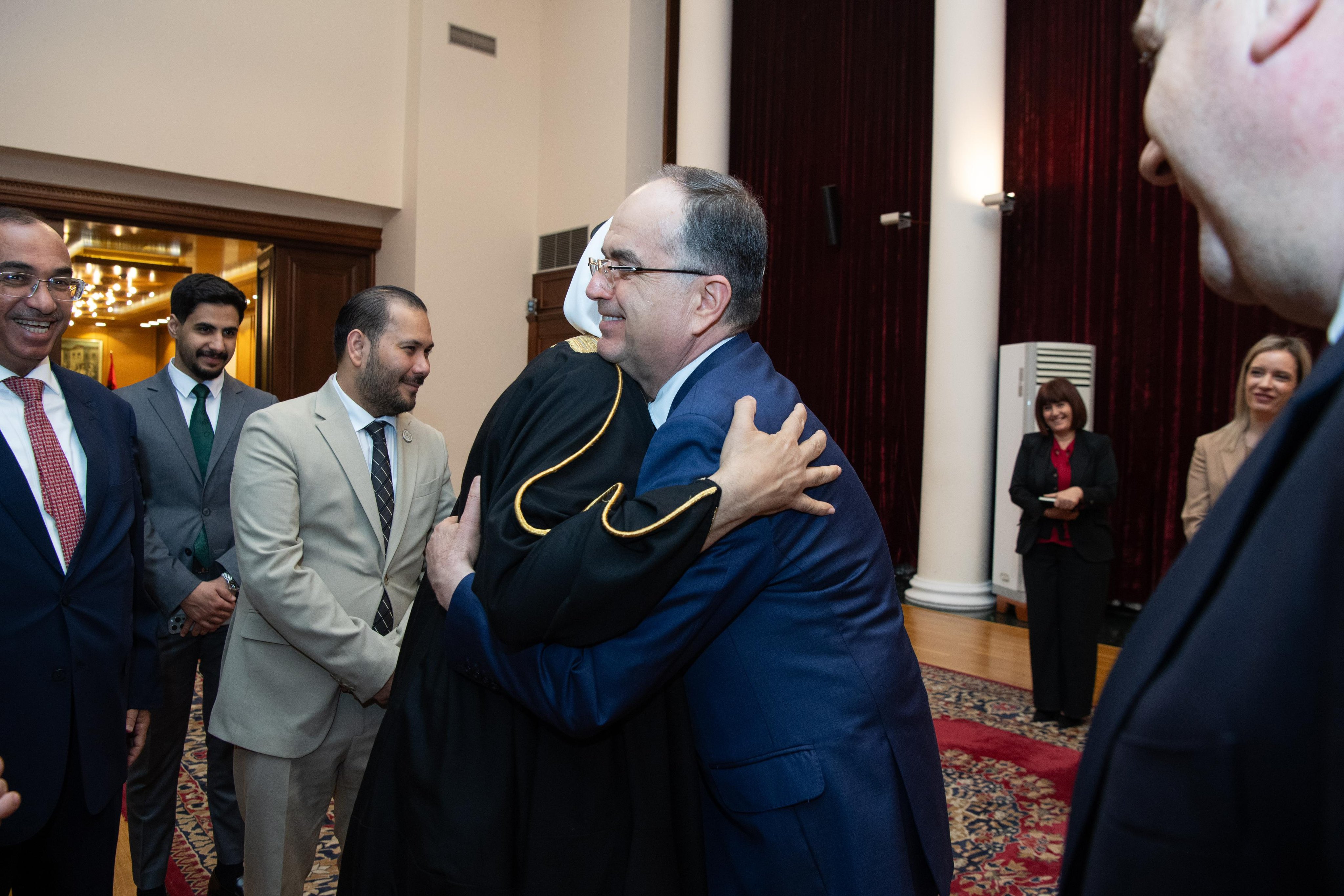 El Sheij Alissa recibe la más alta medalla de la República de Albania: "La Medalla de Estado para las personalidades espirituales destacadas en el mundo":
