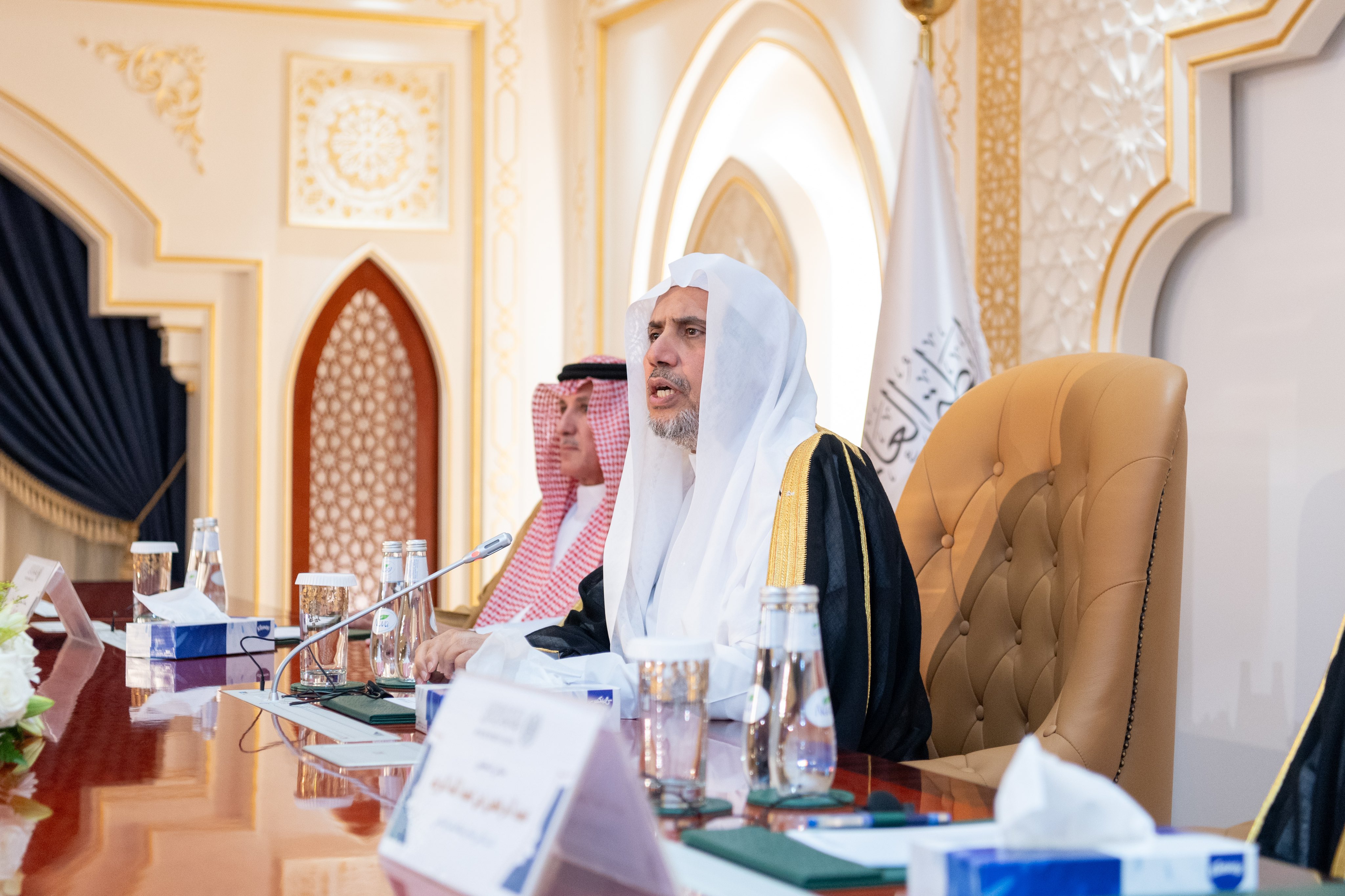 ‏رحبت ⁧‫رابطة العالم الإسلامي‬⁩ في مقرها الرئيس بمكة المكرمة بوفد ممثلي وكالات الأنباء الإسلامية وعدد من الوكالات الدولية .. رأس الوفد سعادة رئيس وكالة الأنباء السعودية د.فهد آل عقران.