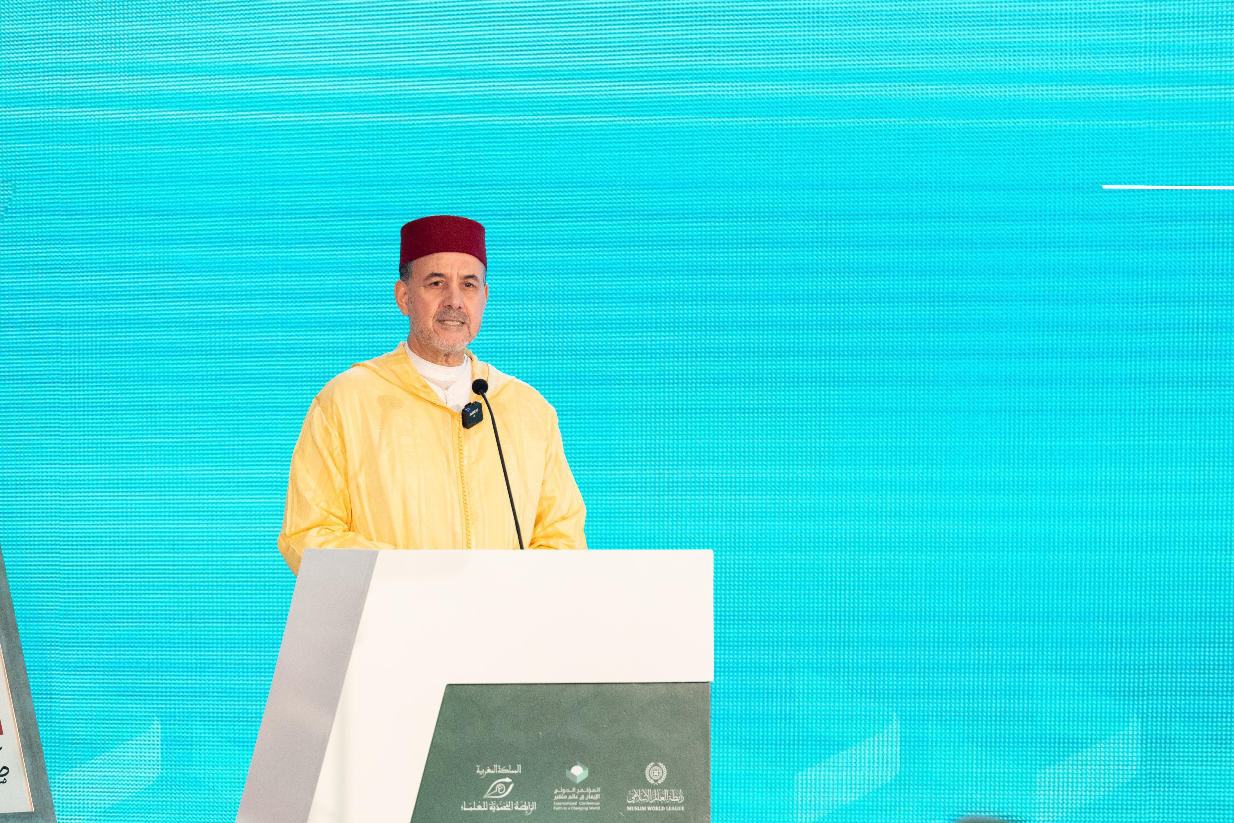 برعاية جلالة ملك المغرب وبتعاون بين رابطة العالم الإسلامي والرابطة المحمدية لعلماء المغرب   د. العيسى يدشن المؤتمر الدولي "الايمان في عالم متغير"