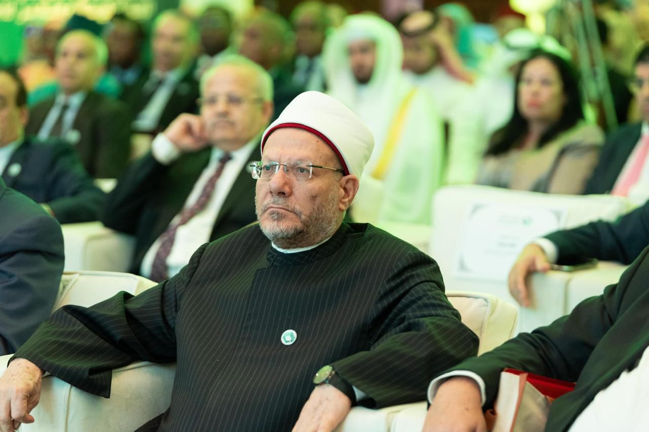 "وثيقة الإيمان في عالَم متغير".. إعلان عالمي يؤكد مركزية الدين في قيام الحضارات وازدهارها وأثره في صياغة أفكار المجتمعات وتقويمها