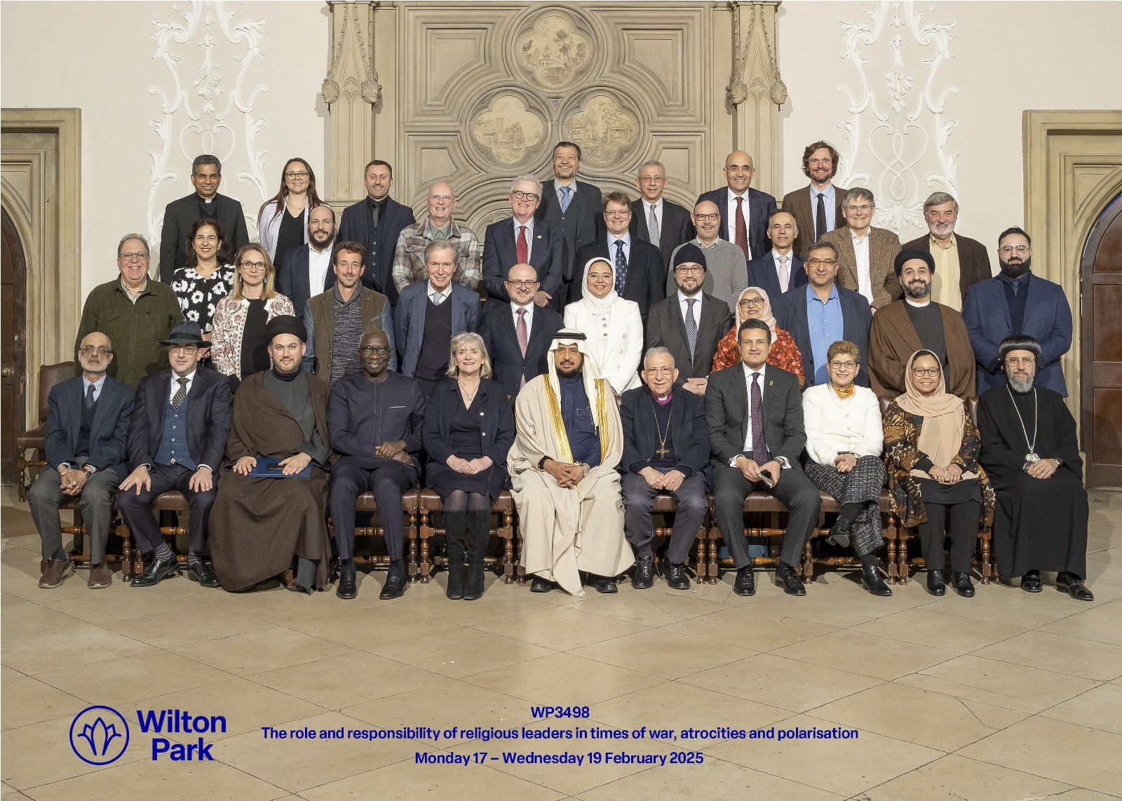 Au nom du Secrétaire général, Président de l’Organisation des savants musulmans, Mohammed Al-Issa, le Secrétaire général adjoint, cheikh Abdulrahman AlZaid, représente la Ligueislamiquemondiale lors du dialogue mondial sur le rôle et la responsabilité des