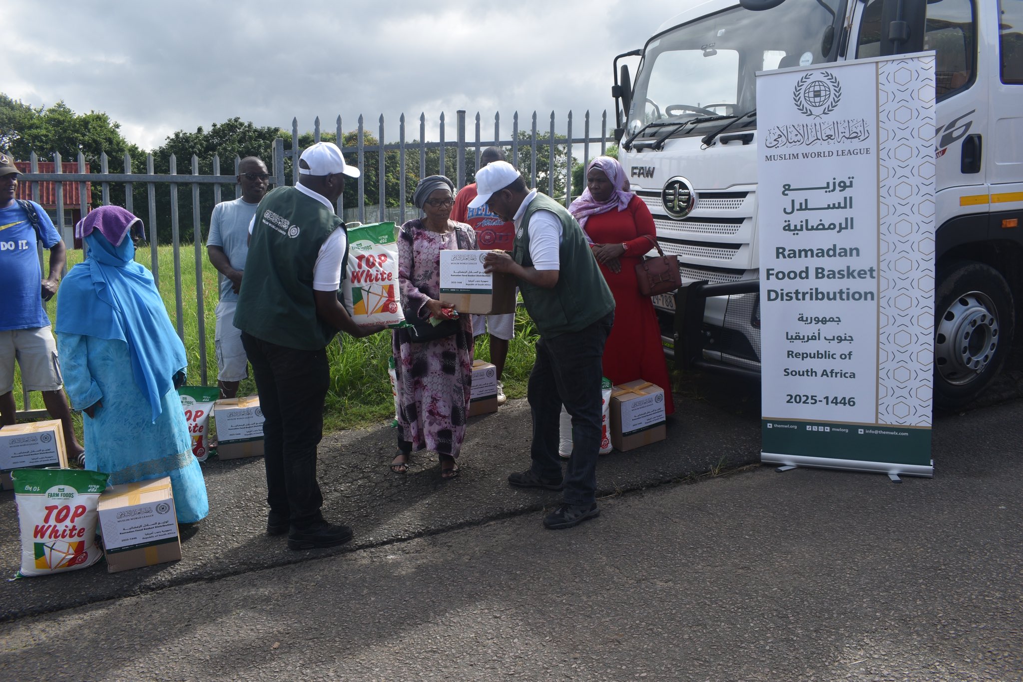 Our Ramadan food baskets reach over 200,000 people worldwide.