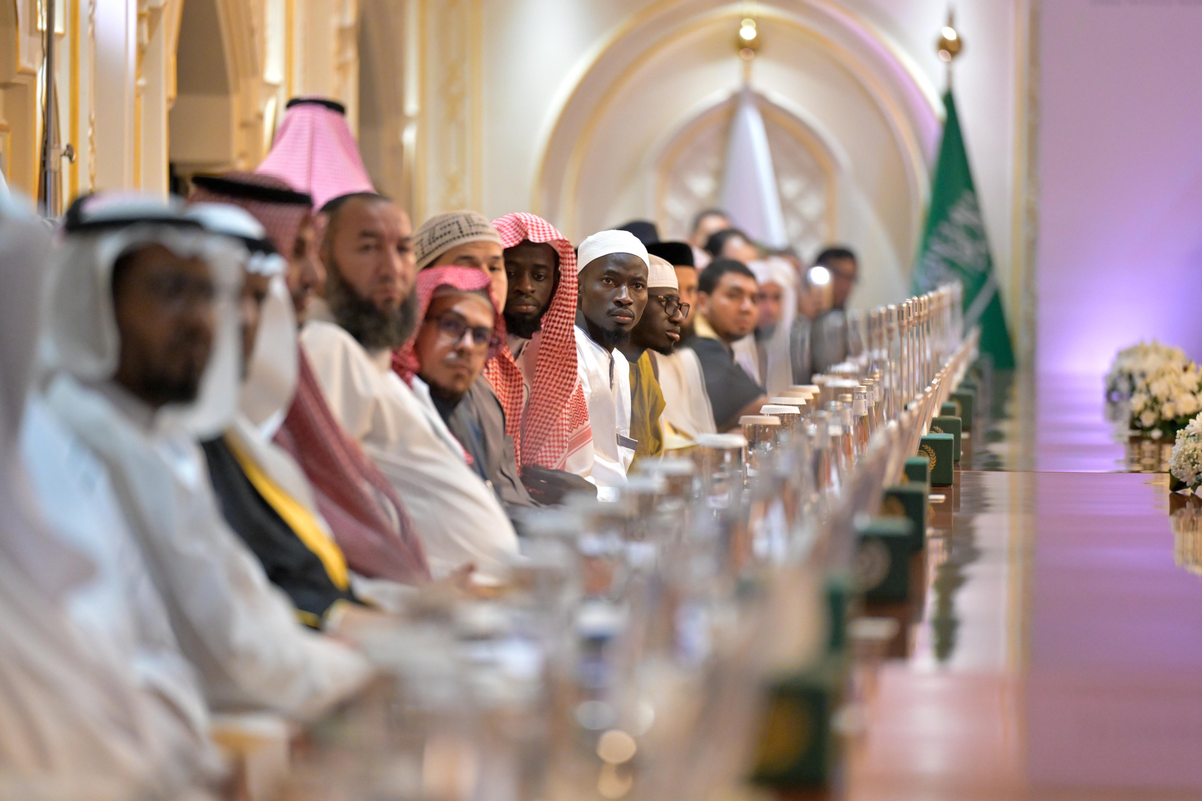 تهدِفُ الجائزةُ إلى التعريفِ بالجهود المبذولة في مجال إقراءِ القرآن الكريم وتعليمه على الصعيد العالمي
