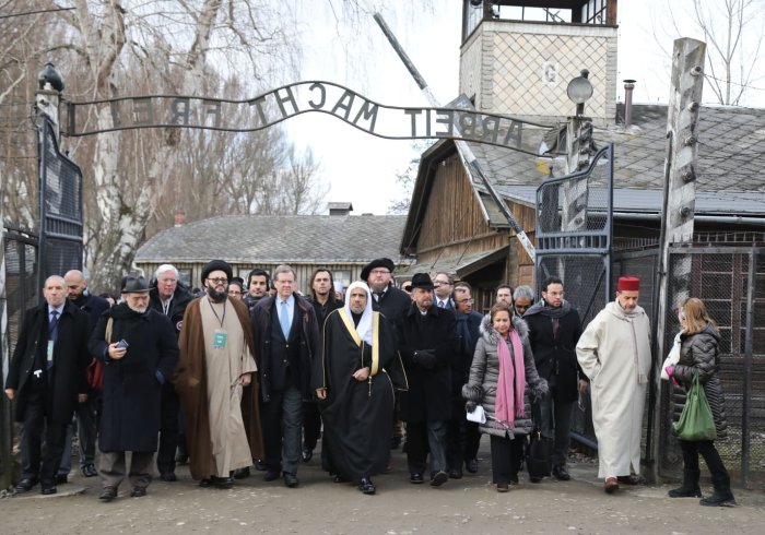 Aujourd’hui est la Journée internationale dédiée à la mémoire des victimes de l’Holocauste. L’année dernière, Mohammad Alissa a conduit une délégation de dirigeants musulmans à Auschwitz pour s’opposer à l’antisémitisme et dire «plus jamais ça». Holocaust Remembrance Day
