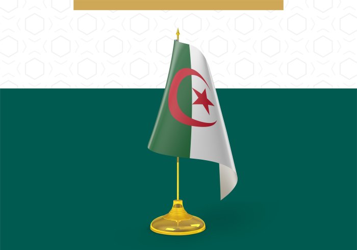 تهنئ رابطة العالم الإسلامي‬⁩ الجمهورية الجزائرية الديموقراطية الشعبية بذكرى يومها الوطني :