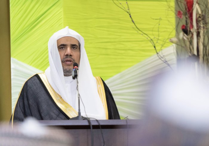 Sous l’égide du gouvernement:  La Ligue Islamique Mondiale organise un séminaire mondial «Les minorités religieuses et ethniques : les droits les obligations» en présence du Vice-Président du Ghana de grandes personnalités religieuses politiques et de penseurs La Ligue Afrique