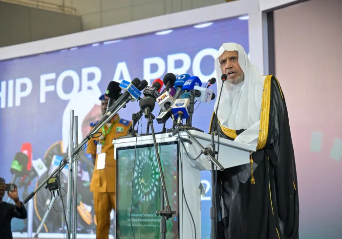 H.E. Sheikh Dr. Mohammed Al-Issa , launched the Muslim World League’s initiative to promote social peace in West Africa in the Nigerian capital, Abuja, through its international conference,“Diversity and Social Peace: A Partnership for a Promising Future"