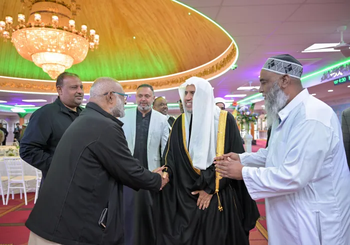 Secretary-General of the MWL Visits New Zealand’s Largest Mosque