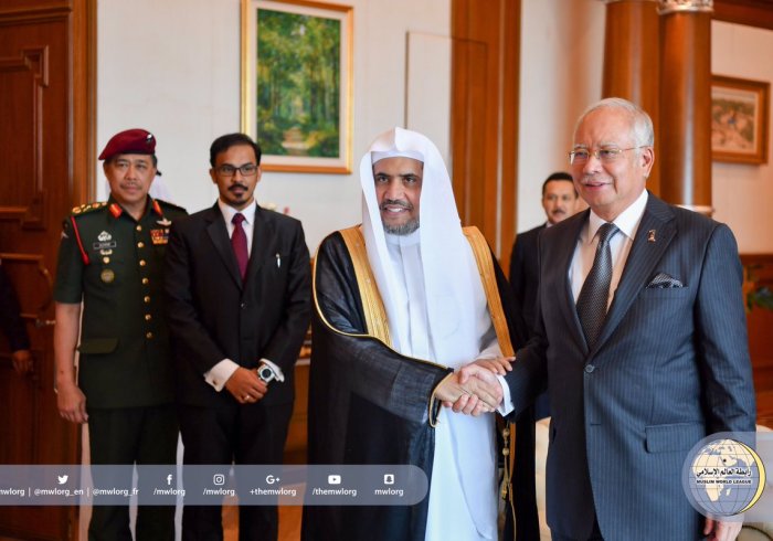 The Malaysian Prime Minister Mr. Najib Razak receives His Excellency the MWL's  Secretary General Sheikh Dr. Mohammad Alissa in KL.