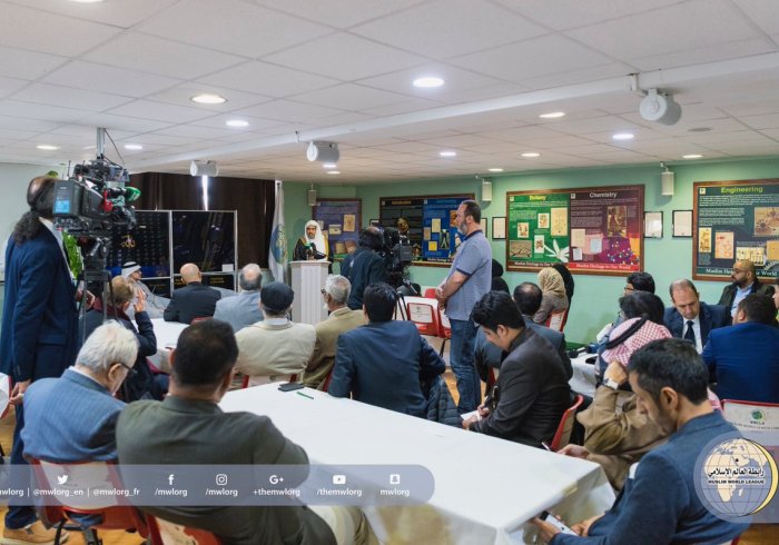 His Excellency the Secretary-General addressing leaders of Muslim intellectuals in London