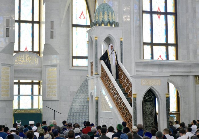 Le D. Mohammad Alissa durant la prière du Vendredi à Kazan capitale du Tatarstan