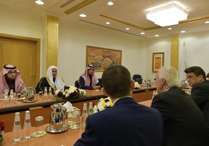 Dr. Aliissa recevant Mr. Gilles de Kerchove et sa délégation