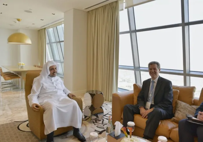 Le SG D.Mohammad Alissa recevant l'Ambassadeur des ÉtatsUnis pour les libertés religieuses