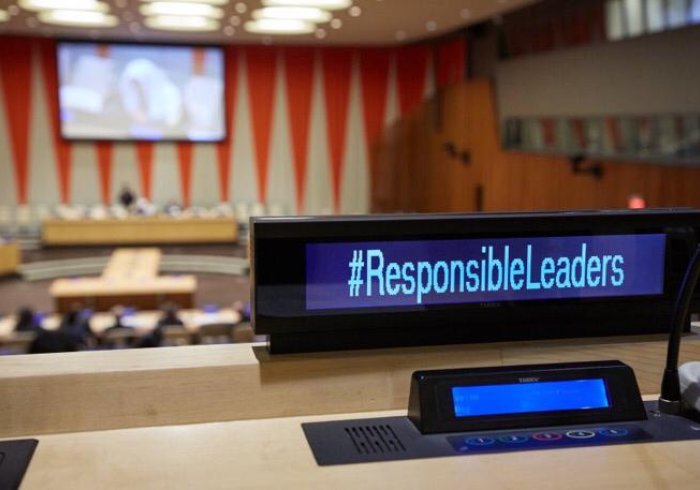 Face aux défis sociétaux extrêmes comme la destruction de l'environnement, la montée du racisme et du sectarisme, un leadership responsable est plus important que jamais. La LIM cherche à offrir à tous sans aucune distinction les moyens de diriger avec compassion et tolérance.