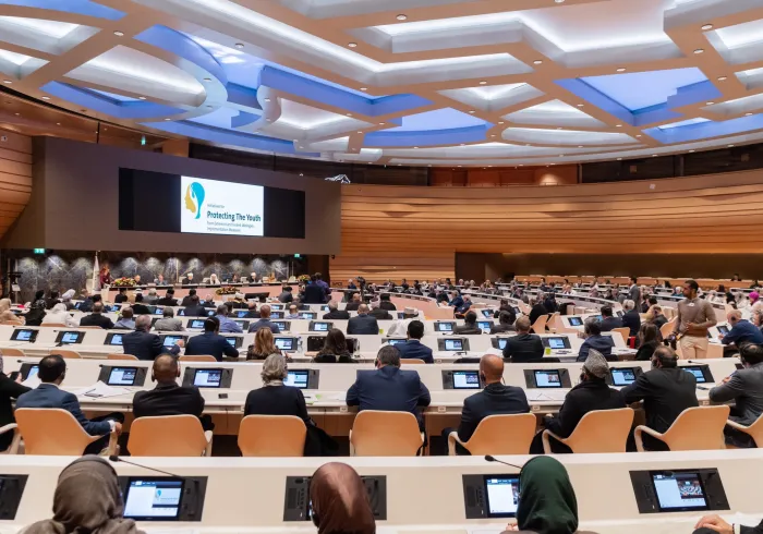 Pemuda yang sadar adalah pilar perdamaian dan pembangunan; Inisiatif "Melindungi Pemuda dari Pikiran Ekstremisme dan Kekerasan"  Yang Mulia Sekretaris Jenderal LMD, Ketua Organisasi Ulama Muslim, Syekh Dr. Mohammed Alissa   , meluncurkan (28) inisiatif lengkap dengan mekanisme pelaksanaannya