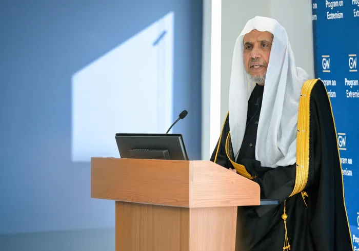 At the Invitation of Its President and in the Presence of Academics and Research Centers    Dr. Al-Issa Delivers a Lecture at George Washington University on “Hatred and Islamic Values Toward Followers of Religions and Ethnicities”