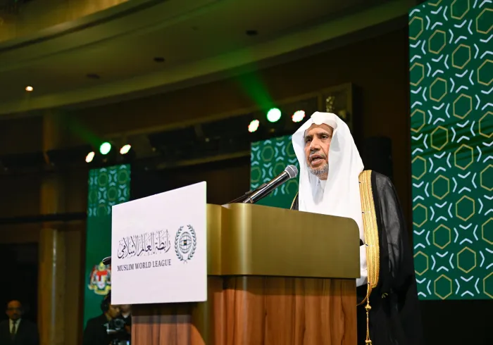 دکتر محمد العیسی از مالزی شورای جهانی اعجاز علمی در قرآن و سنت را افتتاح کرد و مراسم اختتامیه برنامه و مسابقه «علم و ایمان» در سايه حمایت و سرپرستي ايشان برگزار مي گردد