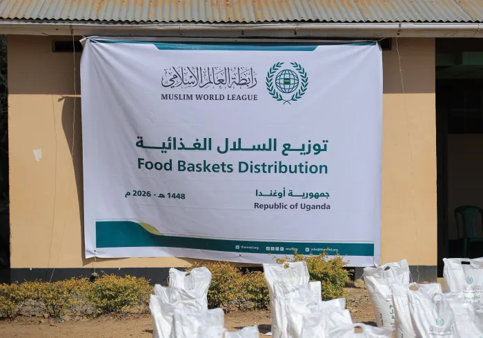 En coordination directe avec les autorités gouvernementales compétentes : La Ligue islamique mondiale a mis en œuvre un projet de distribution de paniers alimentaires en République de Djibouti et en République d’Ouganda