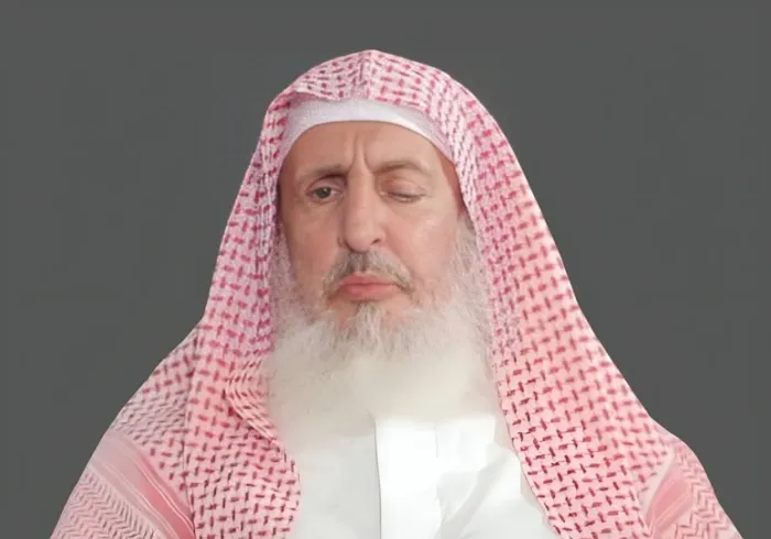 Yang Mulia Syekh Abdulaziz bin Abdullah Al-Sheikh, Mufti Agung Kerajaan Arab Saudi, Ketua Dewan Ulama Senior, Ketua Umum Penelitian Ilmiah dan Fatwa, Presiden Dewan Tertinggi Liga Muslim Dunia, dalam pidatonya pada sesi pembukaan konferensi: