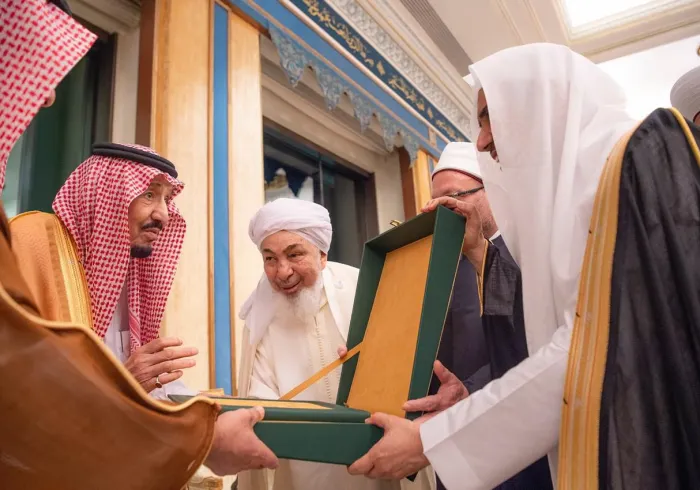 La Ligue islamique mondiale a publié son rapport périodique, qui comprend une carte mondiale de ses initiatives et programmes dans le monde entier.