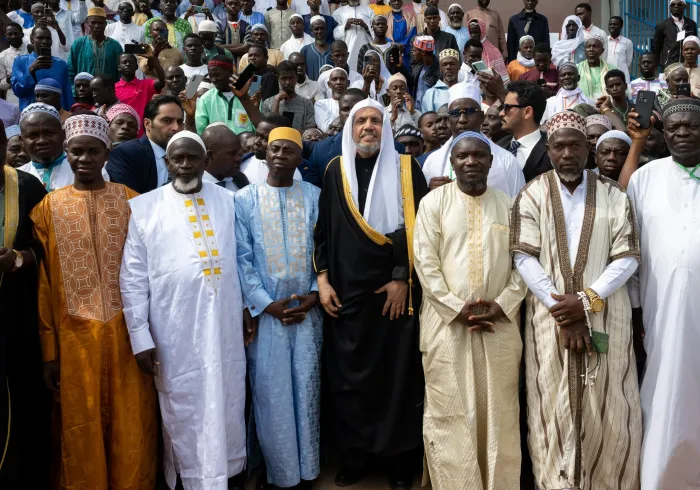 Voici des images du lancement du concours de mémorisation du Coran de la Ligue islamique mondiale pour l’Afrique de l’Ouest, qui a eu lieu au stade Lino Correia, dans la capitale de la République de Guinée-Bissau.