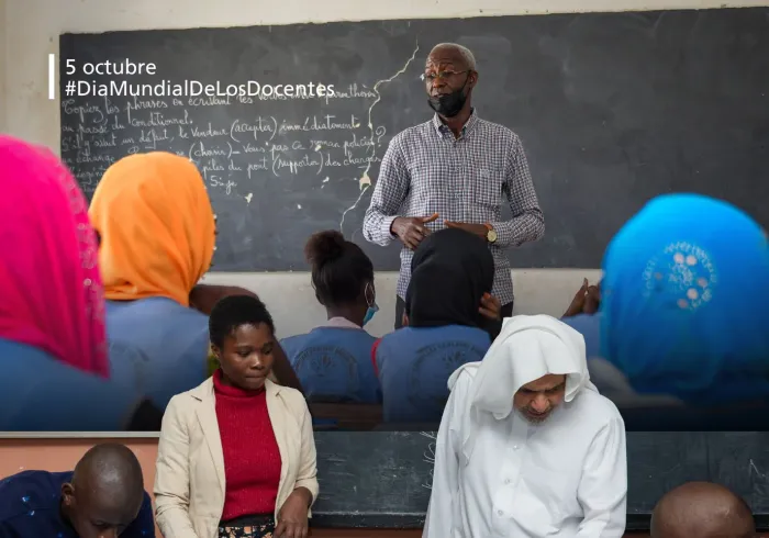 La Liga del Mundo Islámico apoya al docente en su misión: inculcar valores, despertar conciencias y transmitir el conocimiento