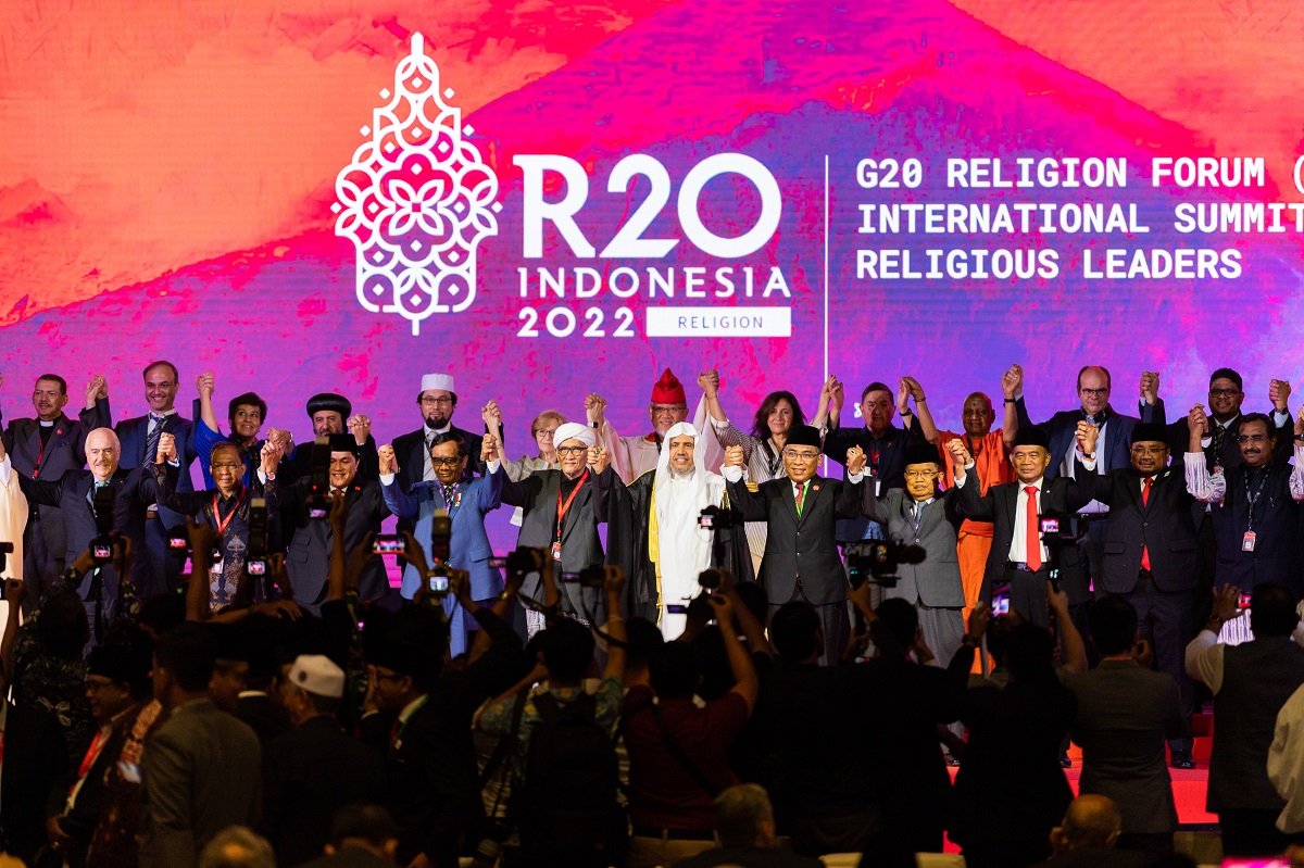  بدعم ومشاركة الرئيس الإندونيسي:  د. العيسى يعلن اعتماد رئاسة G20 لتأسيس منصة "R20".. أول مجموعة رسمية لتواصل للأديان لمجموعة العشرين