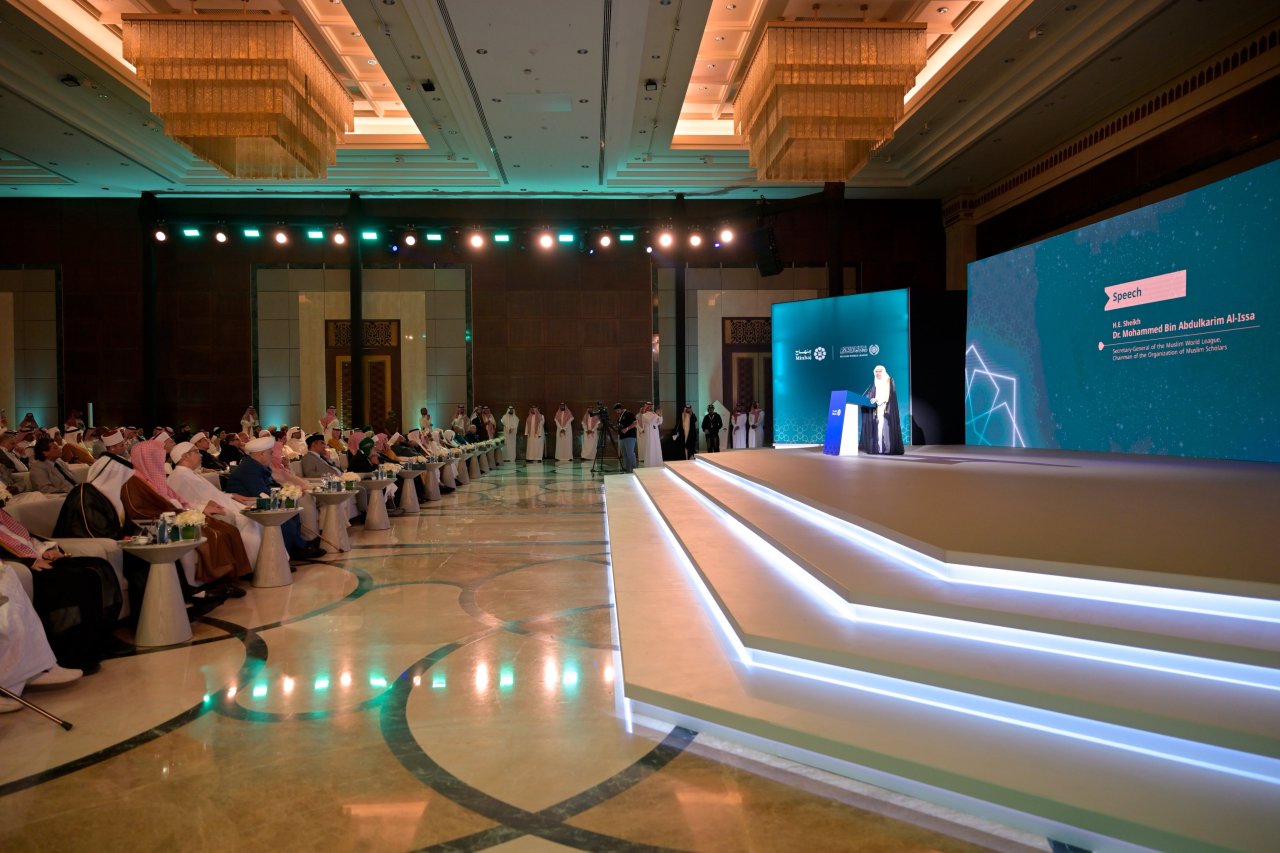 یہاں اس مقام پر اسلامی ڈیجیٹل دنیا میں شرعی اعتماد کے ایک نئے باب کا آغاز ہوا..”منہاج“ ایپلی کیشن کا شاندار افتتاح: