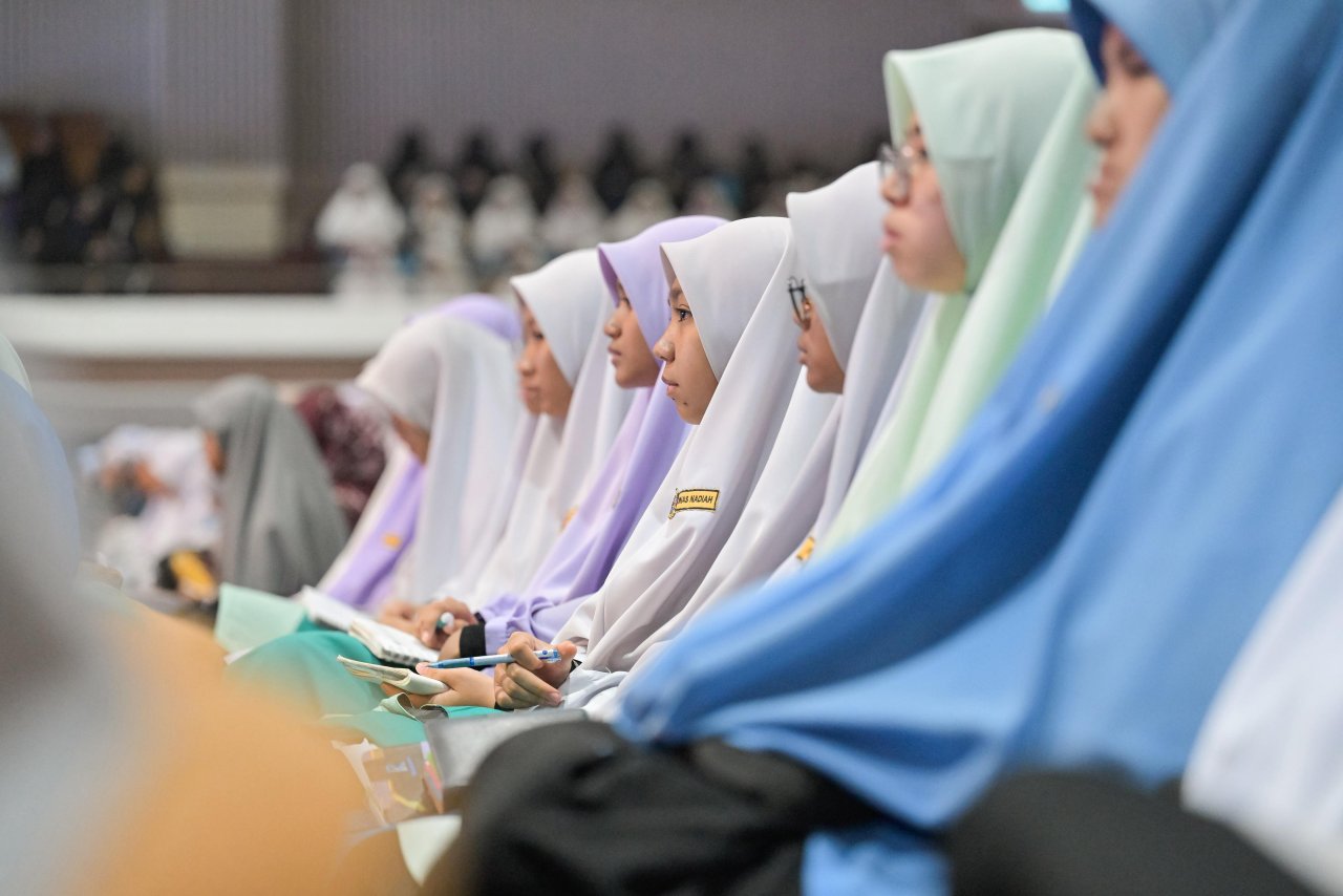 رابطہ عالم اسلامی کے سیکرٹری جنرل کی زیر صدارت ”قرآنی اجازات کی تصدیق کا عالمی فورم“ اور ”آسیان ممالک کے قرائے کرام کااعزازی اجتماع“ كامیابی سے اختتام پذیر