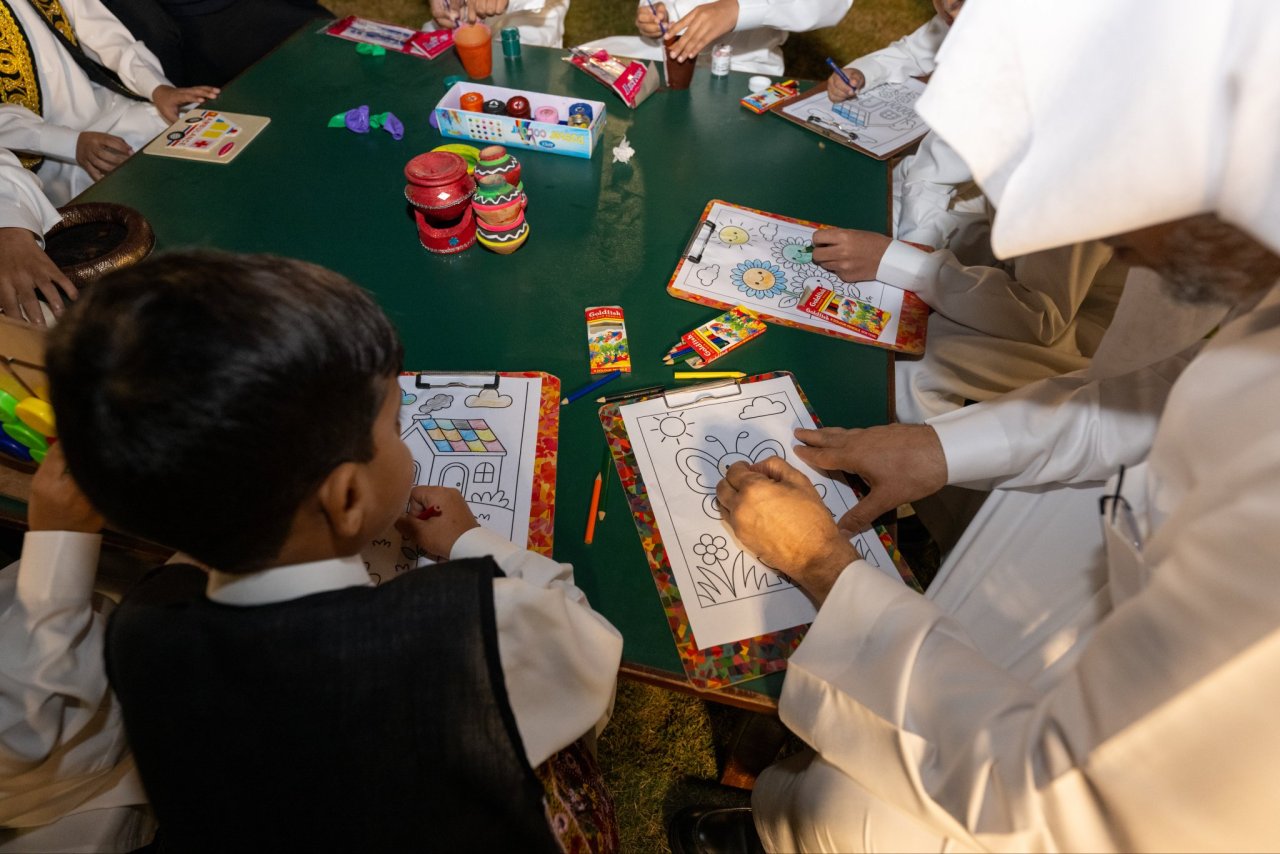 H.E. Sheikh Dr. Mohammed Al-Issa, visited the Dar Ali bin Abi Talib—may Allah be pleased with him—Orphanage. The orphanage, affiliated with the Muslim World League and located in the Islamic Republic of Pakistan,