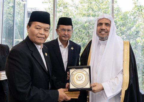 His Excellency Sheikh Dr. Mohammad Al-Issa Receives Delegation from Indonesian People’s Consultative Assembly