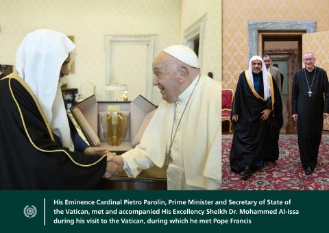 In his Vatican office yesterday morning, Pope Francis, the leader of the Catholic Church, received His Excellency Sheikh Dr. Mohammed Al- issa 