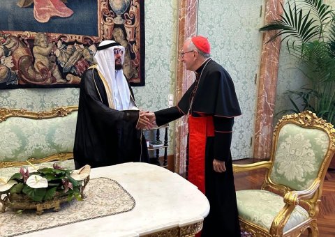His Excellency Dr. Abdulaziz Sarhan, Advisor and Coordinating Commissioner of the Muslim World League to the Vatican, offered condolences in person on the passing of Pope Francis
