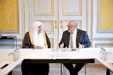 Le ministre de l’intérieur, M. Bernard Quintin, a reçu, au ministère belge de l’Intérieur, le Secrétaire général et président de l’Organisation des savants musulmans, cheikh Mohammed Alissa