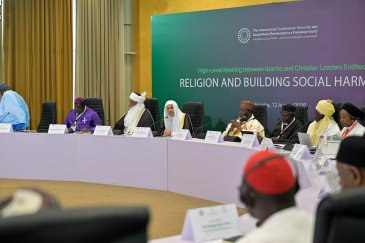 MWL Secretary-General Witnesses Roundtable Meeting of Muslim and Christian Leaders in Nigeria and the Signing of Agreements