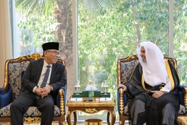 El Secretario general y Presidente de la Comisión de Ulemas, el Sheij Mohammed Alissa, recibió en Riad al Sheij Yahya Cholil Staquf